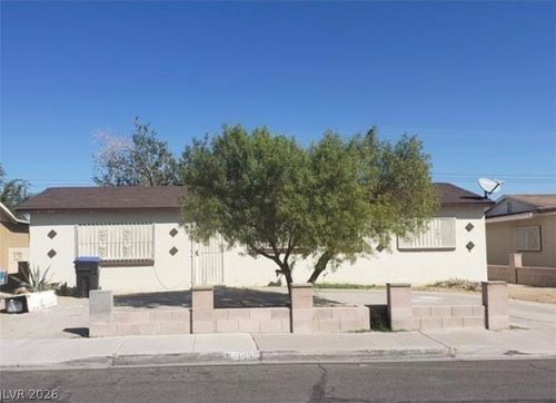1936 Lawry Ave, North Las Vegas, NV, 89032-3508 | Card Image