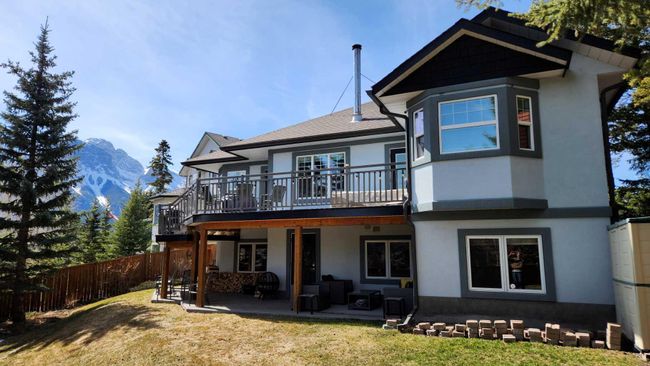 329 Canyon Close, Home with 6 bedrooms, 4 bathrooms and 5 parking in Canmore AB | Image 2