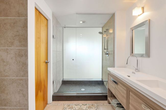 1 - 155 Dalhousie St, Condo with 2 bedrooms, 3 bathrooms and 2 parking in Toronto ON | Image 28