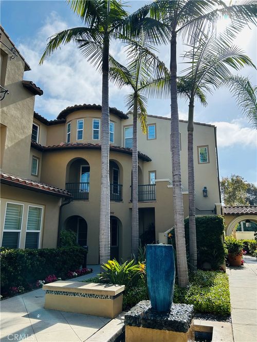 7988 Aldea Cir, Huntington Beach, CA, 92648 | Card Image