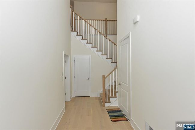 21 Castle Stuart Ct, Condo with 3 bedrooms, 3 bathrooms and null parking in River Vale NJ | Image 4