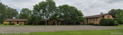 27500 Marquette St, Garden City, MI, 48135-3041 | Card Image