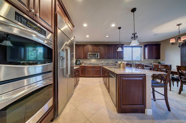 double ovens and high-end built in refridgerator | Image 20