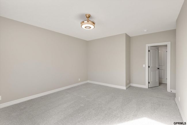 21859 B St, House other with 6 bedrooms, 4 bathrooms and 4 parking in Elkhorn NE | Image 43