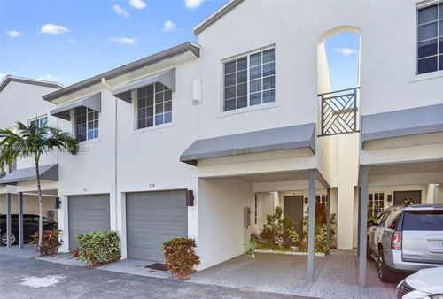 728 Se 2nd St, Pompano Beach, FL, 33060-7393 | Card Image