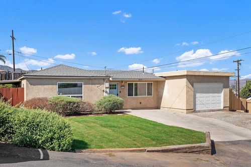 8624 La Butte Ln, Santee, CA, 92071-3909 | Card Image