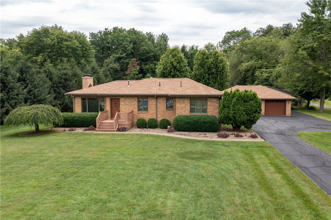Orangeville Rd, Hermitage, PA 16148