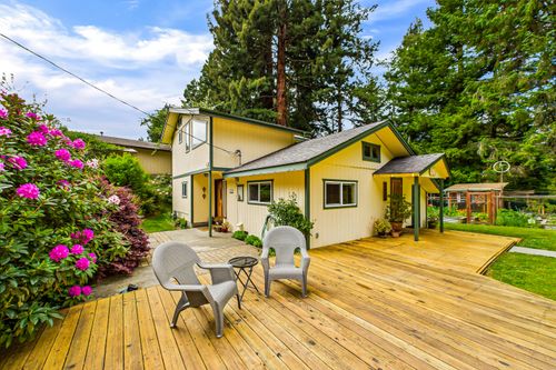 402 Tanglewood Rd, Arcata, CA, 95521-4994 | Card Image