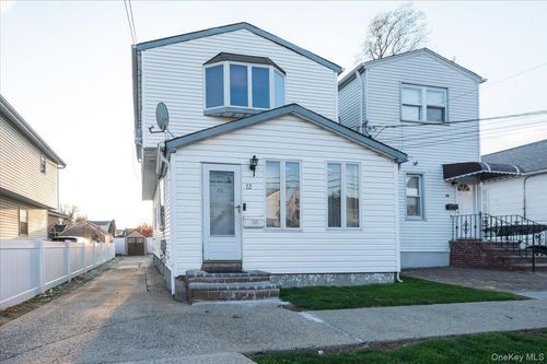 72 Oakley Avenue, Hempstead, NY, 11003 | Card Image