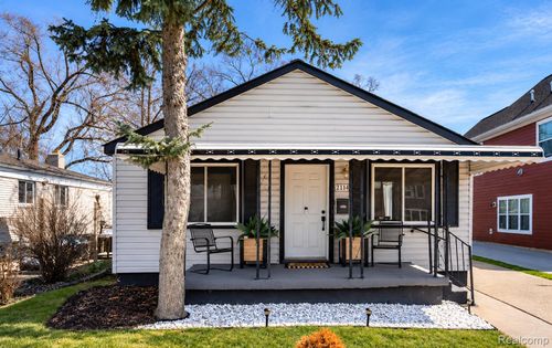 21414 Westview Ave, Ferndale, MI, 48220-2269 | Card Image
