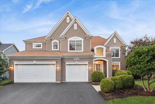 38W550 Callighan Pl, Geneva, IL, 60134-6064 | Card Image