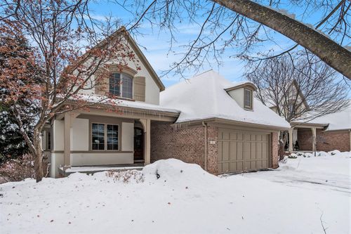 51 Peartree Ln Ne, Grand Rapids, MI, 49546-1462 | Card Image