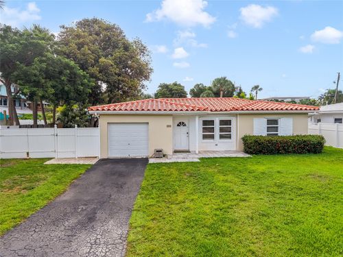 208 S Riverside Dr, Pompano Beach, FL, 33062-5525 | Card Image