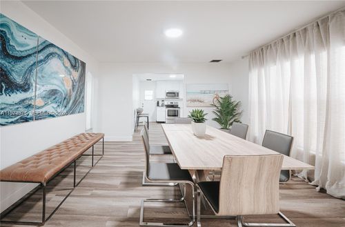 11080 Peachtree Dr, North Miami, FL, 33161-7639 | Card Image