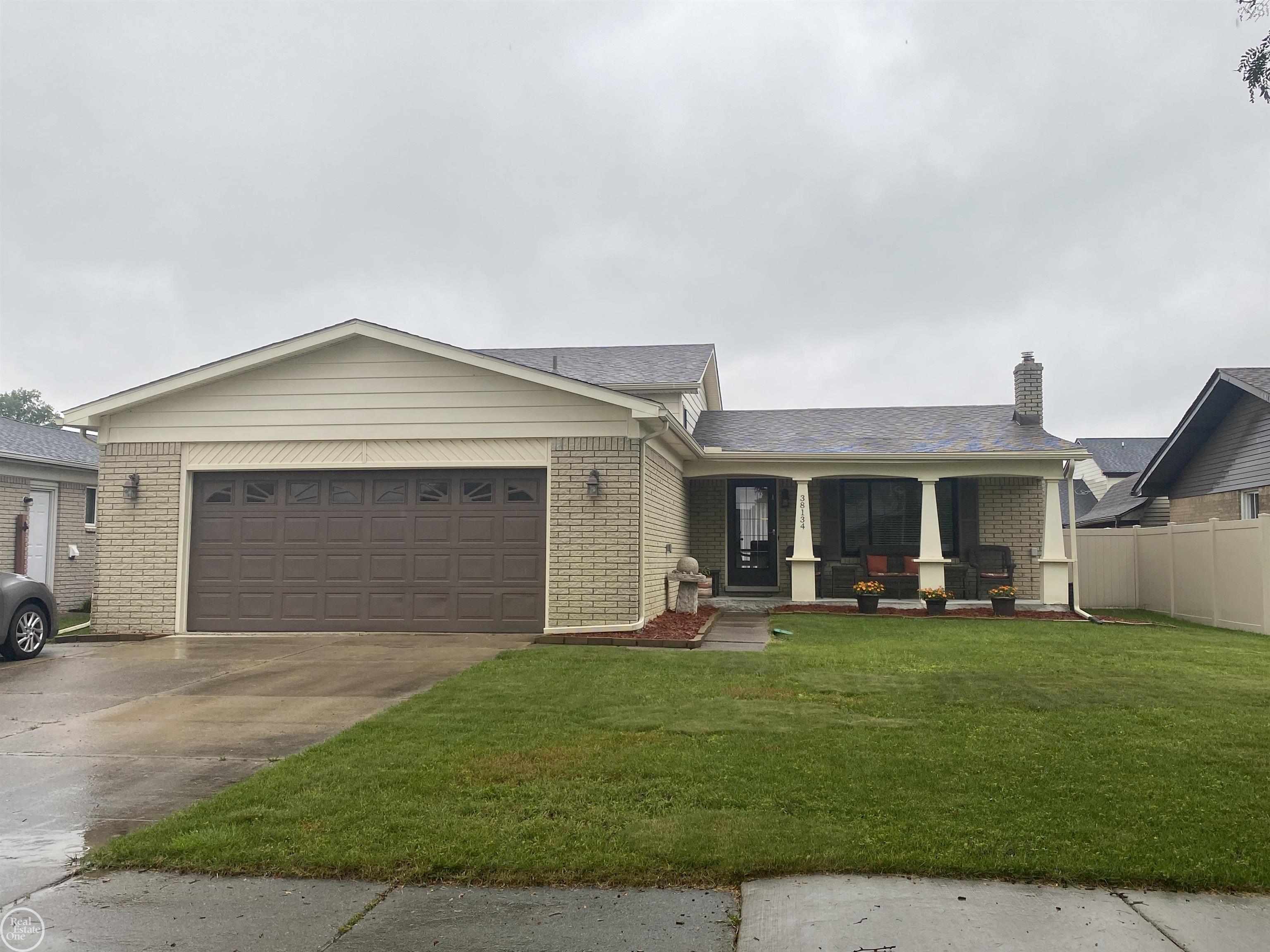 Cameron Dr, Sterling Heights, MI 48310