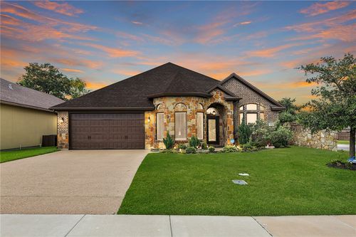 4253 Rock Bend Dr, College Station, TX, 77845-6150 | Card Image