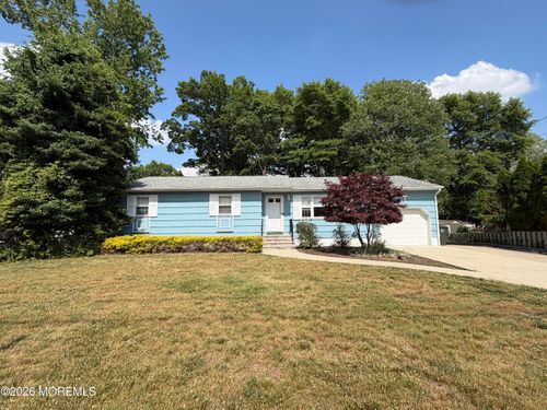 1905 Finderne Street, Oakhurst, NJ, 07755 | Card Image