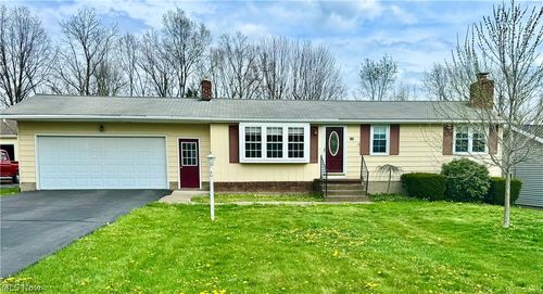 120 Walter Ave, Washingtonville, OH, 44490-9609 | Card Image