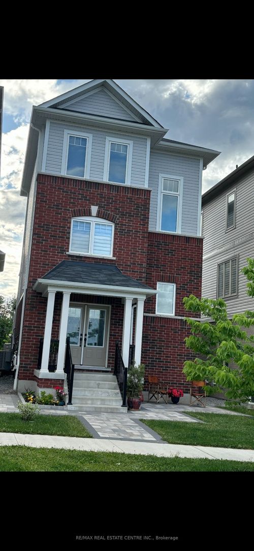 17 Devineridge Ave, Ajax, ON, L1Z0T1 | Card Image