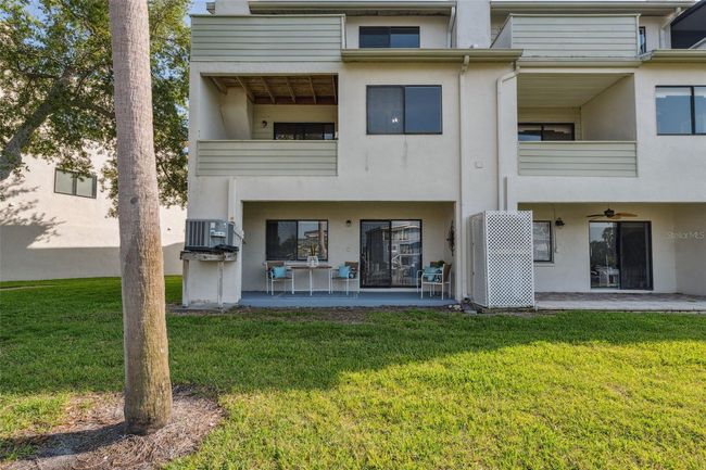 2387 - 2387 Hanover Dr, Townhouse with 3 bedrooms, 3 bathrooms and null parking in DUNEDIN FL | Image 54