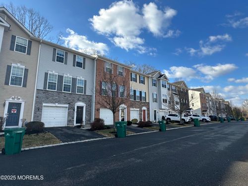 1000-237 Chickadee Ct, Freehold, NJ, 07728-8599 | Card Image