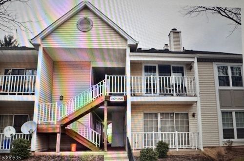 2106 Doolittle Dr, Bridgewater, NJ, 08807-3512 | Card Image