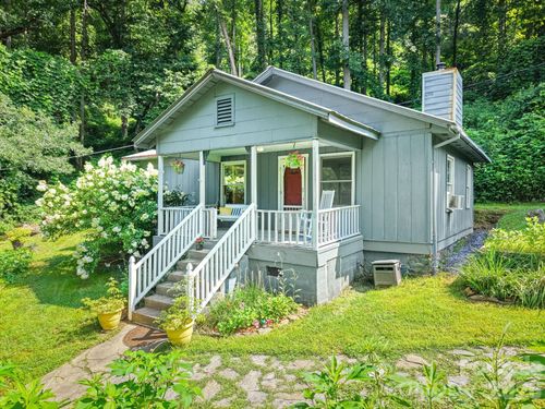 6115 Skyland Dr, Sylva, NC, 28779-9069 | Card Image