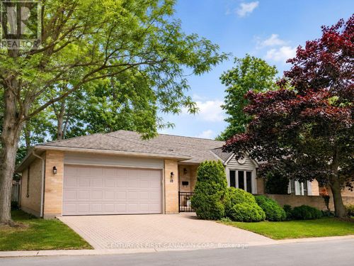40-1500 Richmond St, London, ON, N6G4T7 | Card Image
