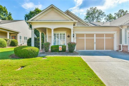 6218 Longleaf Dr, Hoschton, GA, 30548-8237 | Card Image