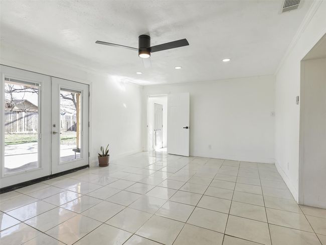 2517 E Mitchell St, House other with 3 bedrooms, 1 bathrooms and null parking in Arlington TX | Image 17
