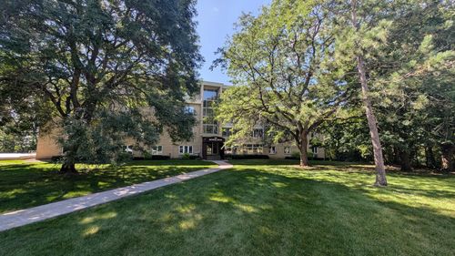 apt-204-100 Imperial Dr W, West Saint Paul, MN, 55118-2243 | Card Image