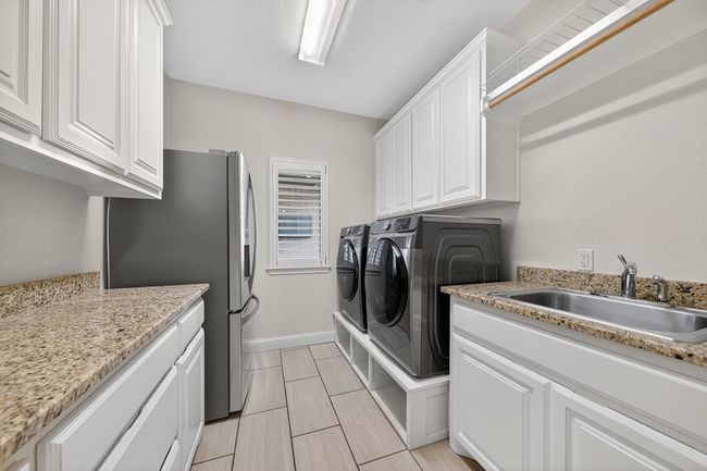 2507 Regency Oaks, House other with 4 bedrooms, 3 bathrooms and 3 parking in Midland TX | Image 26