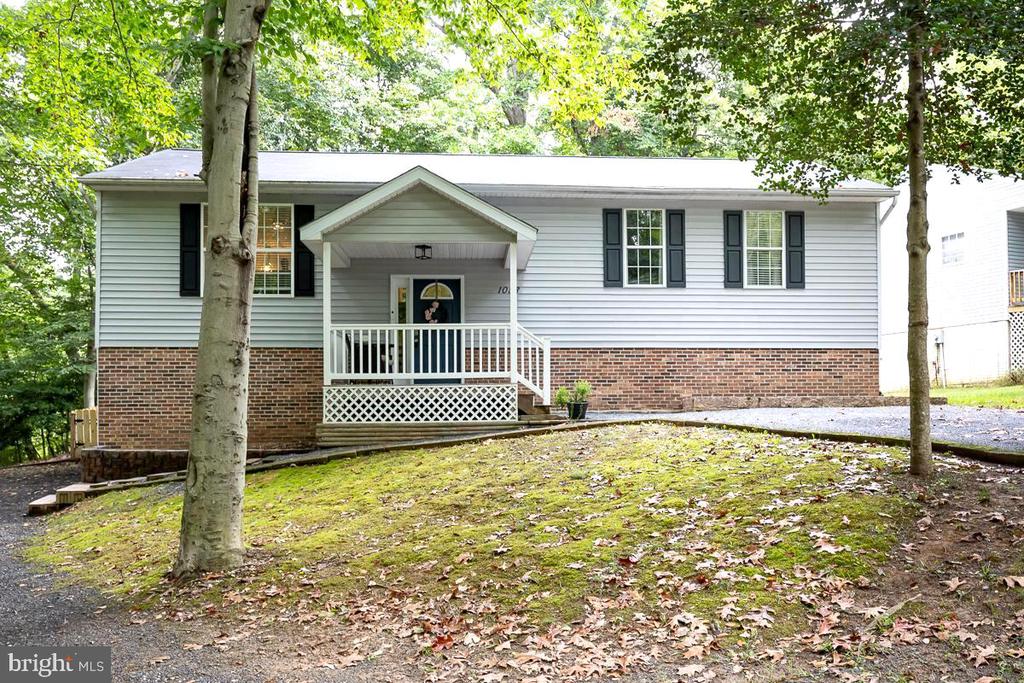 San Angelo Dr, Lusby, MD 20657