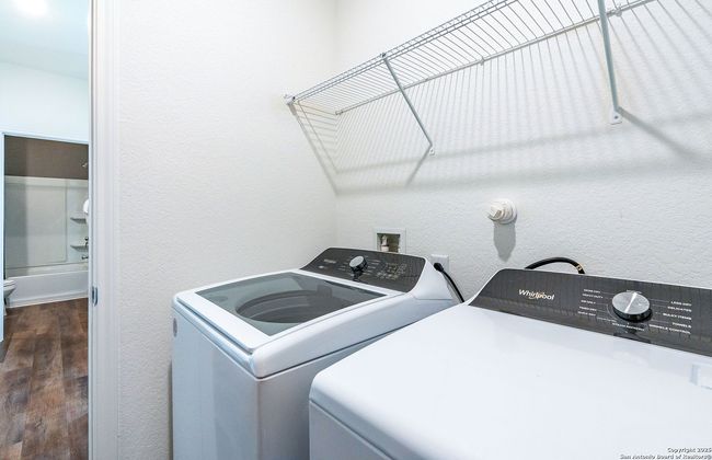 1335 Casa Luminar, House other with 4 bedrooms, 2 bathrooms and null parking in Converse TX | Image 18