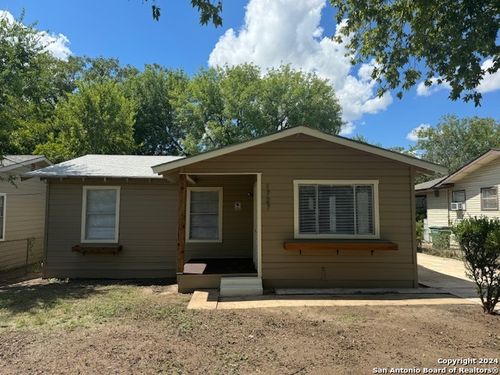 1727 Escalon Ave, San Antonio, TX, 78221-3128 | Card Image