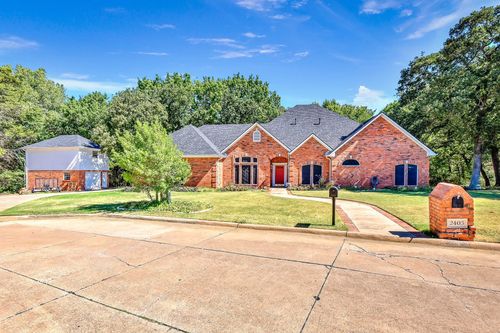 2403 Evelyn Rd, Whitesboro, TX, 76273-9413 | Card Image