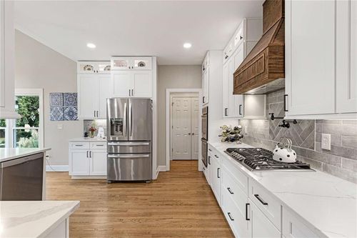 802 Clubhouse Dr, Woodstock, GA, 30188 | Card Image