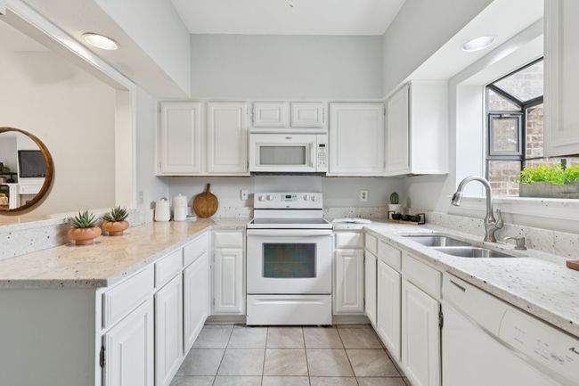 APT-1103 - 5859 Frankford Rd, Condo with 2 bedrooms, 2 bathrooms and null parking in Dallas TX | Image 6