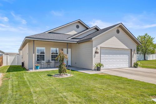1627 Vista Dr, Twin Falls, ID, 83301-5659 | Card Image