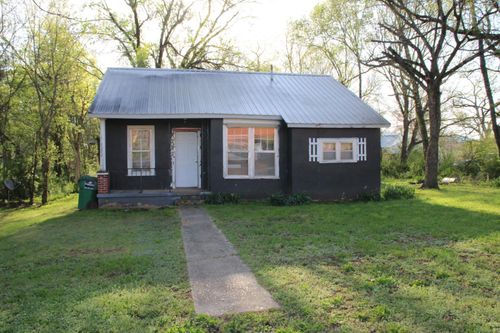 305 N Panther Ave, Yellville, AR, 72687-9767 | Card Image