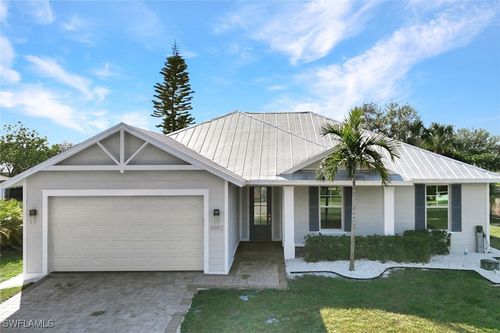 4992 32nd Avenue Sw, NAPLES, FL, 34116 | Card Image