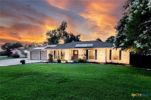 606 S Lake Creek Dr, Round Rock, TX, 78681-4933 | Card Image