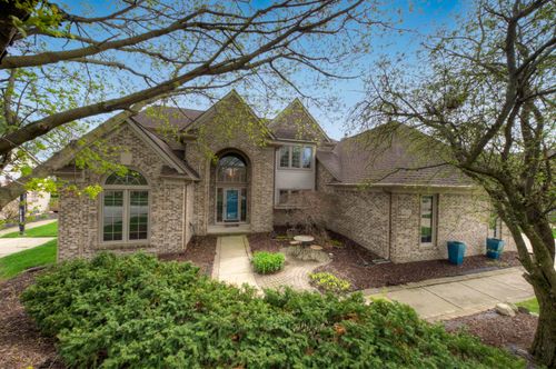 48135 Covington Ct, Canton, MI, 48187-5482 | Card Image