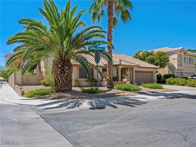 7501 Cathedral Canyon Court, House other with 3 bedrooms, 2 bathrooms and null parking in Las Vegas NV | Image 2