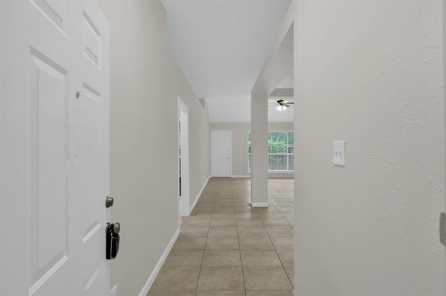 Entryway from front door. Back door is stright ahead. | Image 6