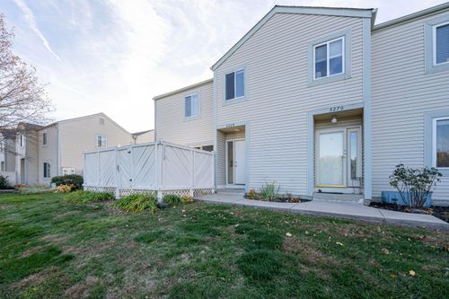 5268 Captains Ct, Columbus, OH, 43220-2464 | Card Image