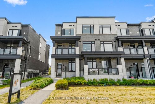 401-2550 Castlegate Cross, Pickering, ON, L1X0H6 | Card Image