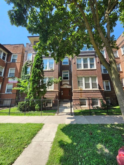 apt-1-6730 S Clyde Ave, Chicago, IL, 60649-1190 | Card Image