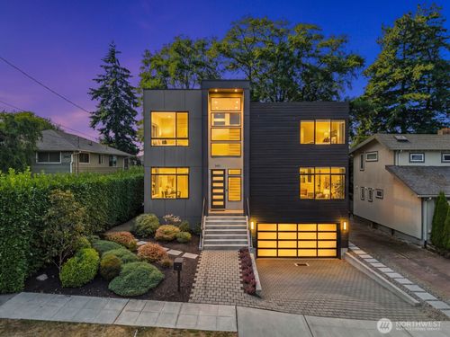 3451 12th Ave W, Seattle, WA, 98119-1608 | Card Image