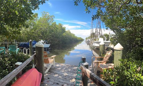 102 Venetian Dr, Islamorada, FL, 33036-4208 | Card Image